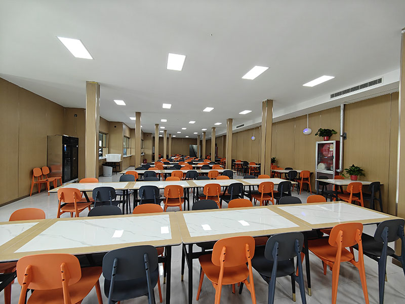 学生餐厅